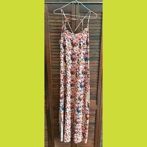 Xhiliration XXL floral maxi dress